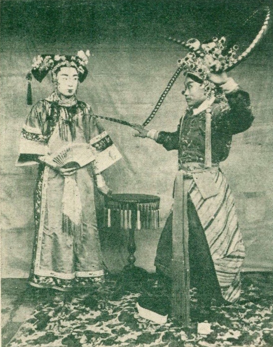 《查头关》剧照：路三宝饰尤春风